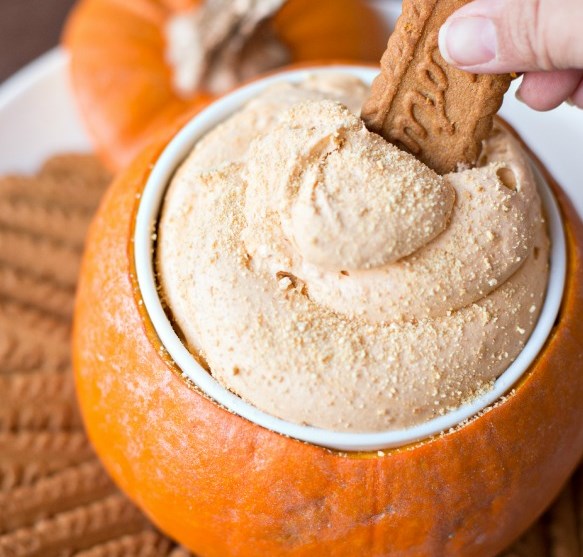 Pumpkin Pie Cheesecake Dip #desserts #appetizers