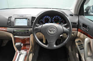 2003 Toyota Premio G