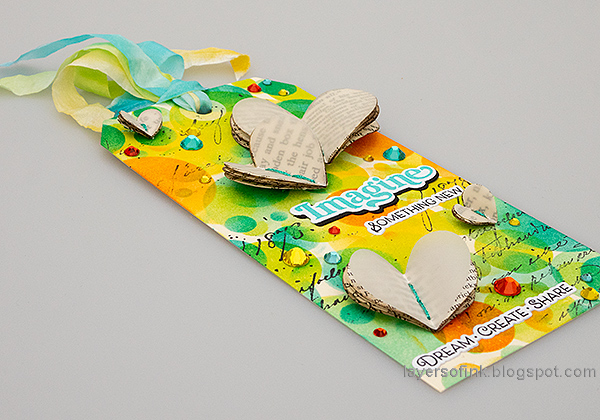 Layers of ink - Colorful Circles Tag Tutorial by Anna-Karin Evaldsson.