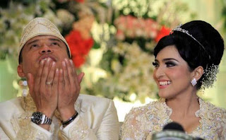 idegue-network.blogspot.com - foto pernikahan Akad Nikah Anang dan Ashanty