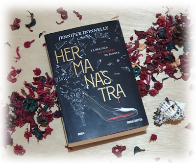 Reseña Hermanastra