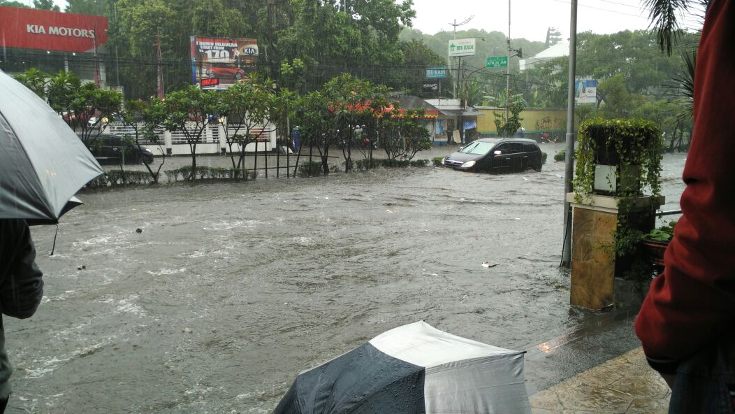 Astagfirullah, Ini Foto-foto dan Video Banjir Pasteur 