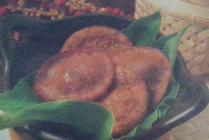 KUE CUCUR