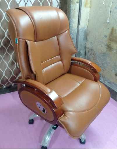 Boss Chair || Kazara Enterprises || Best Furniture store in Madhepura