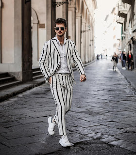 12 evergreen vertical stripes outfit for men