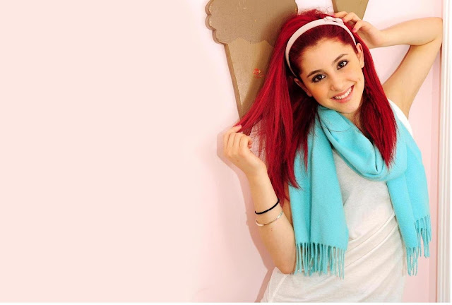 Ariana Grande Wallpapers Free Download