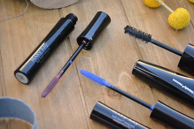 Farebné špirály a Lash Intensity Mascara