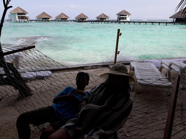 Mau ke Private Beach, pantai privat milik Hotel resort Adaaran Rannalhi club, Hotel rannalhi Adaaran Club di resort Rannalhi di dekat pulau Gulhi dan Maafushi Maladewa Maldives