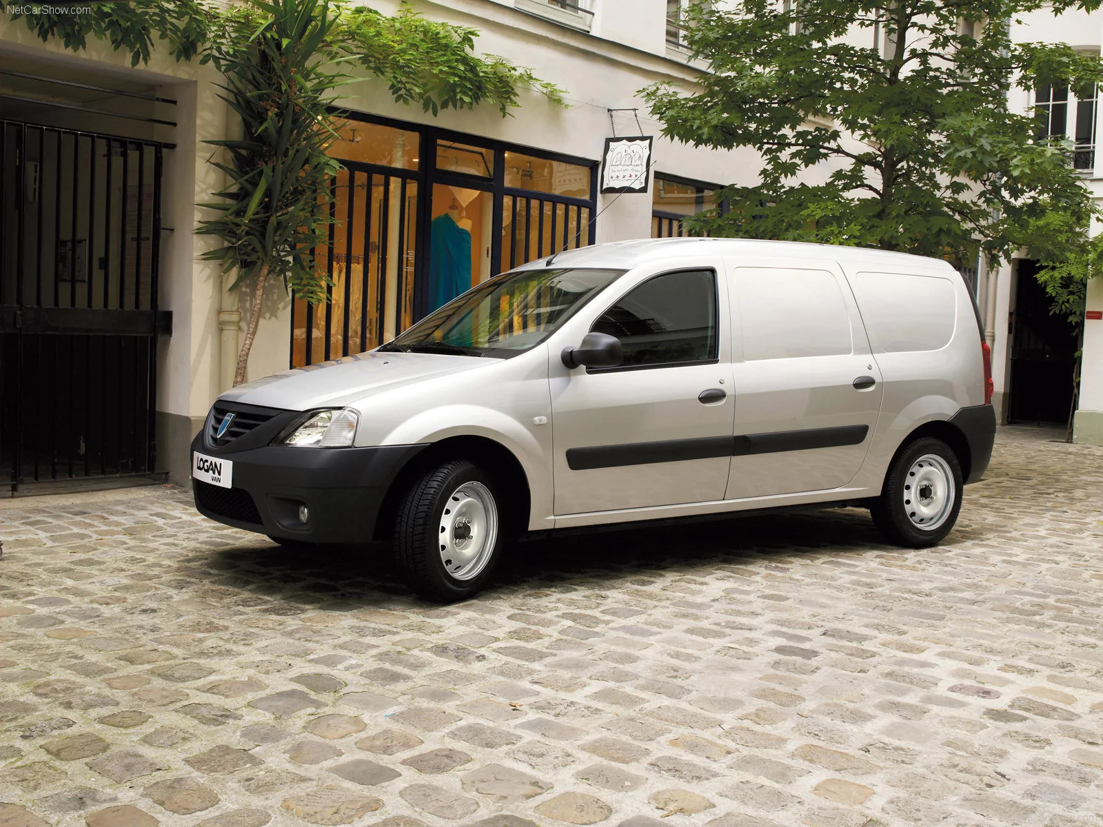 Hình ảnh xe ô tô Dacia Logan Van 2007 & nội ngoại thất
