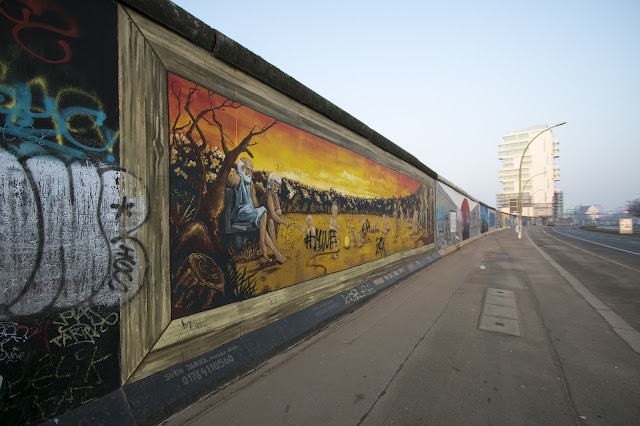 Murales sulla East side gallery-Berlino