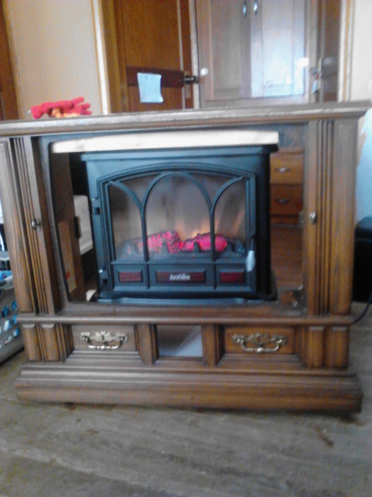 My Blog :): Repurpose old tv console to fireplace media center