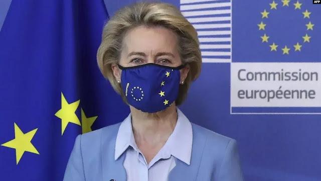 Presiden Komisi Uni Eropa, Ursula von der Leyen berbicara di Brussels, Belgia