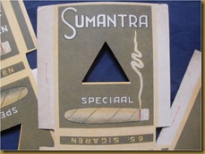 Bungkus rokok Sumatra - lubang Bungkus rokok Sumatra - old indonesian smoking rolling papers