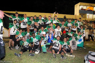 Coritiba FC Crocodiles (PR) Bicampeão Brasileiro de Futebol Americano de 2013/2014