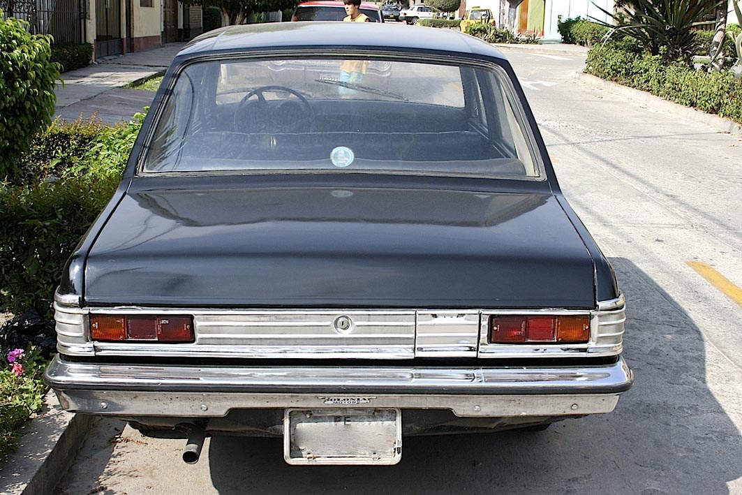 1978 Hillman Hunter MK4 in Lima Peru