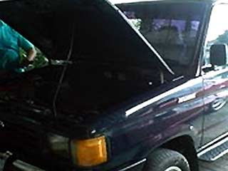  Mobil  Berbahan  Bakar  Gas Elpiji Mr Jabat