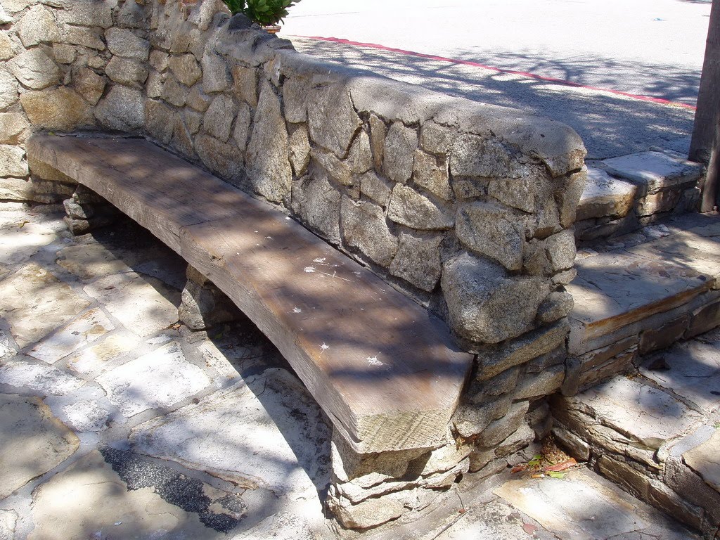stone bench for woodworking