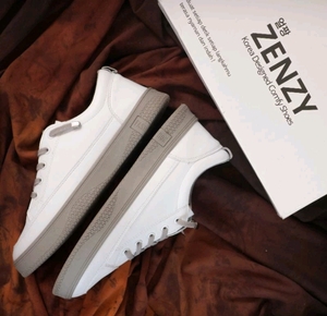 Rekomendasi Sepatu Casual Terbaik Untuk Wanita Bergaya Korea Trendy: Zenzy Lovas Shoes