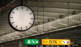 Aika pysähtynyt (Schiphol, Amsterdam, 17.3.2011)
