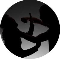 Video muestra a un sociólogo catarí enseñando la forma correcta de golpear a las esposas según el islam