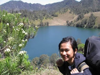 Fasilitas Dan Akomodasi Pemandangan Wisata Yang Indah Danau Ranu Pane Lumajang Jawa Timur