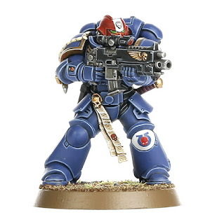 30 años de Warhammer 40,000 - Miniatura : Primaris Intercessor Veteran Sergeant.