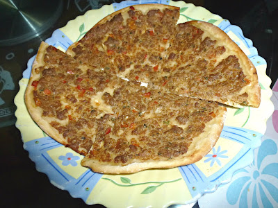 Tertunailah Hasrat Di Hati: Resepi Lahmacun (Pizza Turki)
