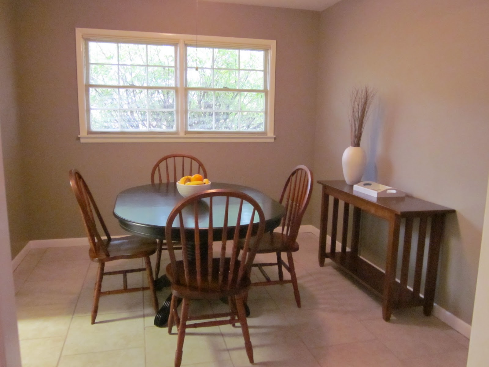 Nikkis' Nacs: dining room before and after {part 1}