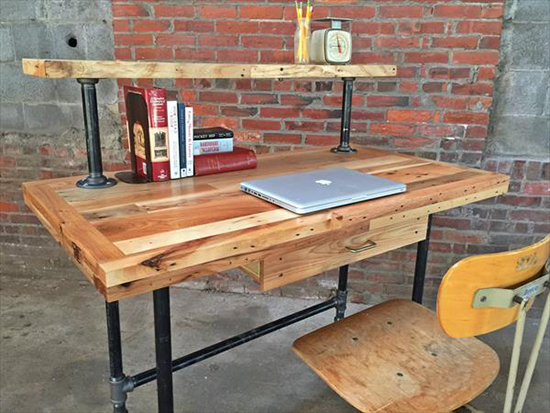 Desain meja kantor unik dari palet bekas ~ 1000+ Inspirasi 