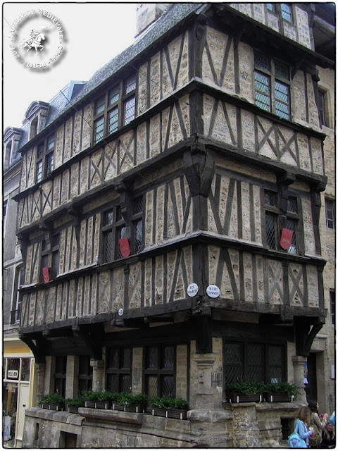 BAYEUX (14) - Maisons à pan de bois