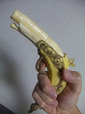 Banana flintlock