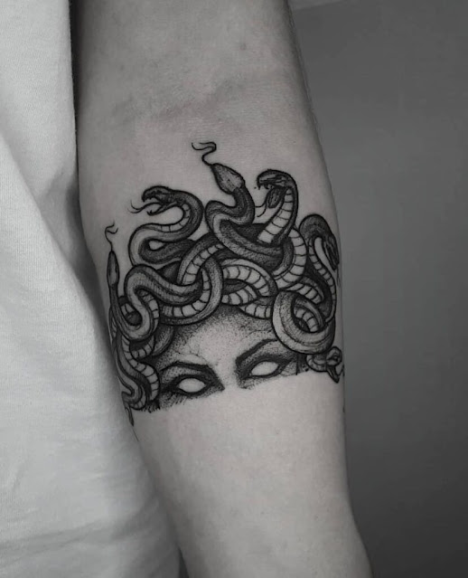 30 tatuagens da medusa para se inspirar