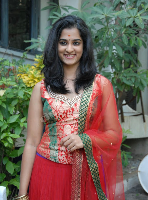 Actress Nandita Latest hot Photos