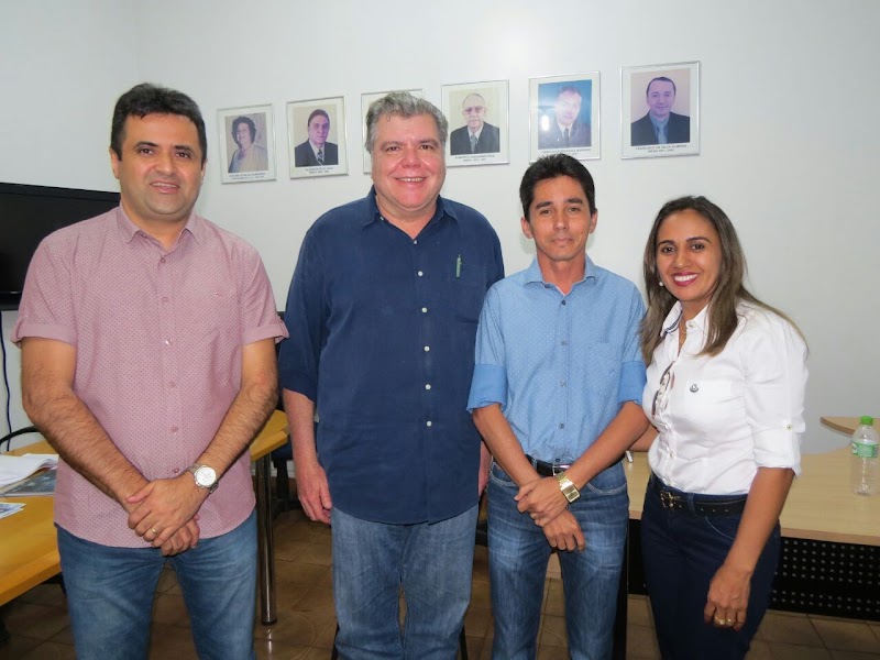 Prefeitos de Estreito e Porto Franco defendem demandas ao Ministro do Meio Ambiente.