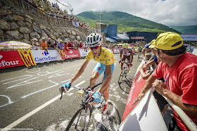 [photo]ツール°フランス18ステージの上りをプリヴェイルをかぶり走るニバリ