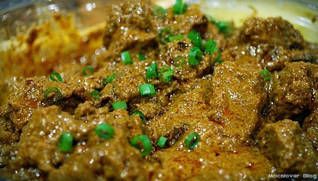 http://mocalover.blogspot.com/2014/01/resep-rendang-daging.html