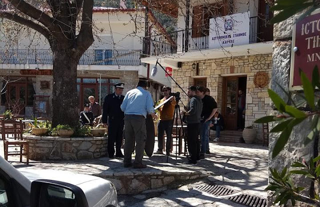 Πάλι κάμερες στο Κολοκοτρωνίτσι: Η Ελληνική αστυνομία γυρίζει σποτ στην Καρυά Αργολίδας