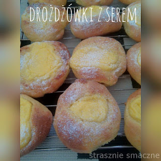 Drożdżówki z serem