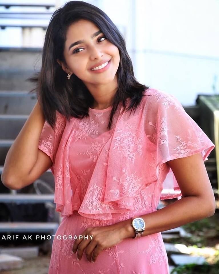 Aishwarya Lekshmi Latest Photos