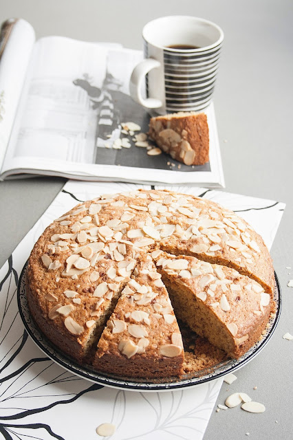 Ricetta della torta di mandorle senza burro