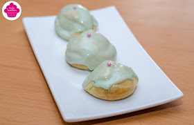 Petits choux verts à la crème vanille et fève tonka de Michalak