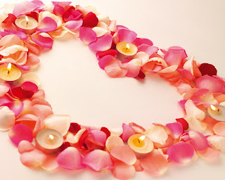 Petals, Candles, Valentine Heart Wallpaper