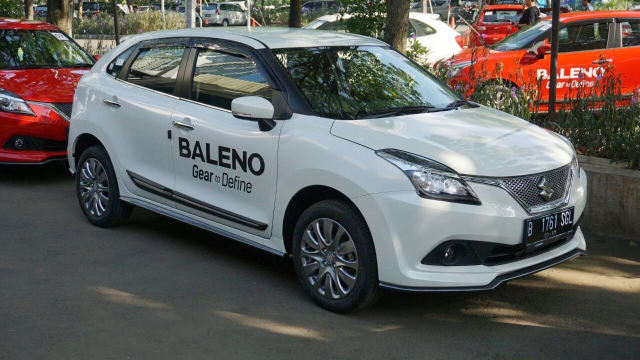 Harga Spesifikasi Suzuki Baleno Hatchback Versi 