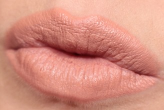 StrippedLipstickMAC5