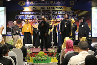 Training Public Speaking bersama Motivator Islam Terbaik Indonesia Edvan M Kautsar