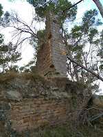 Les restes de la capella de Sant Miquel del Castell de Sant Jaume