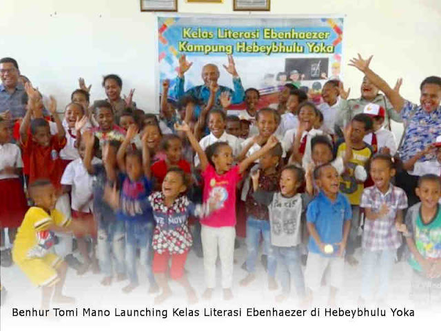 Benhur Tomi Mano Launching Kelas Literasi Ebenhaezer di Hebeybhulu Yoka