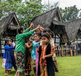 Kampung Budaya Sindangbarang