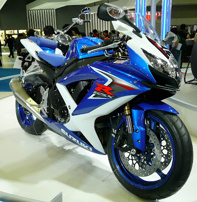 2011 Suzuki GSX-R600 Wallpaper