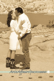 Aris Affairs Photography can create stellar engagement photos with a western theme in Prescott.